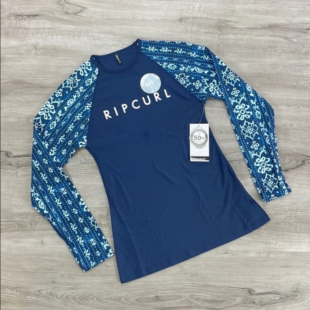 ☀️RIP CURL☀️ TROPIC SHACK RELAXED LONG SLEEVE RASH GUARD